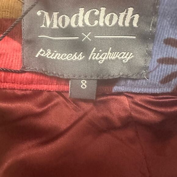 ModCloth NWT’s Princess Highway women’s floral pattern corduroy skirt. Size 8 - Picture 3 of 6